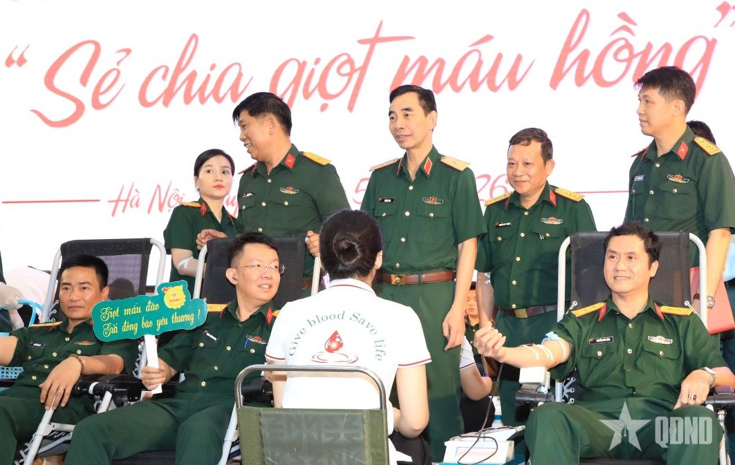 Học viện Chính trị: Hiến máu tình nguyện sẻ chia giọt máu hồng